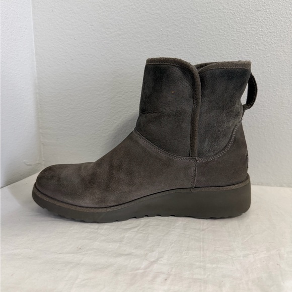 Ugg Kristin short wedge short boots gray size 9 - Picture 9 of 11